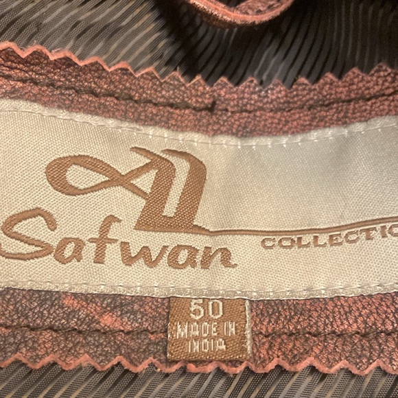 Rare only one on internet-Men’s Puffer Brown Leather Vest with hood Al Safwan - Picture 9 of 10